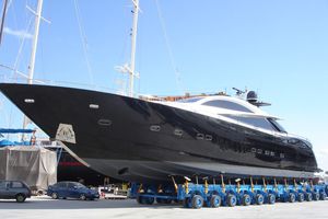 超过6轴自推式拖车