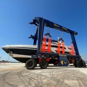 heavy load travel lift 1