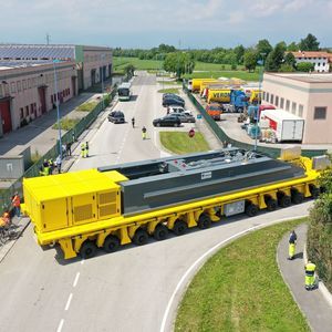 heavy load self-propelled trailer 1