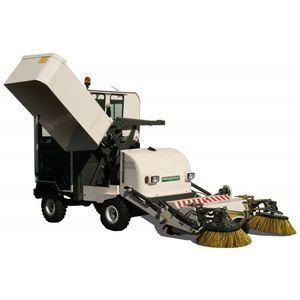 diesel mechanical sweeper