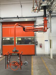 pneumatic manipulator arm / servo-driven / with gripping tool / with suction cup