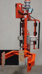 pneumatic manipulator