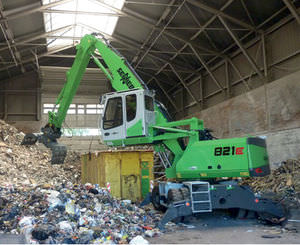 wheel-mounted material handler / diesel fuel / hydraulic