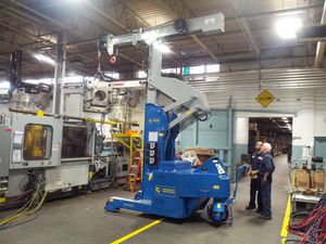 mobile crane / boom / telescopic / folding