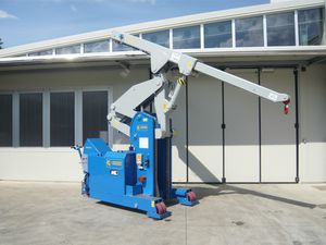 mobile crane
