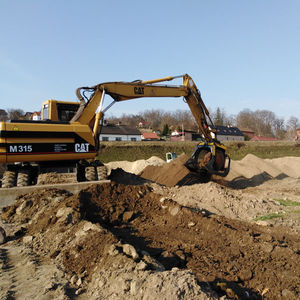 screening bucket / for excavators / for backhoe loaders / earthmoving