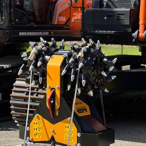 excavator hydraulic milling cutter 1