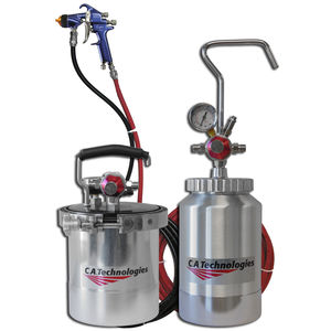 pressure feed cup