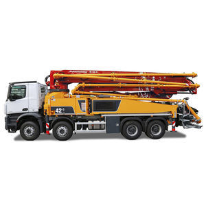 truck-mounted concrete pump 1