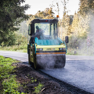 vibrating road roller 1