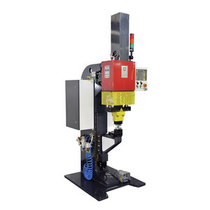 clinching machine