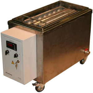 cleaning device for the food industry 1