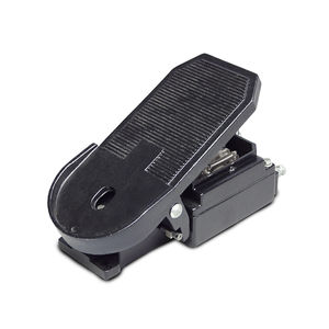 control pedal
