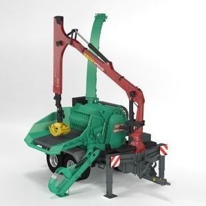 trailer-mount wood chipper