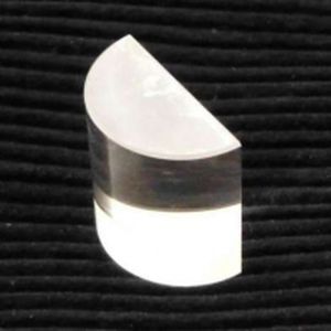 plano-convex lens element