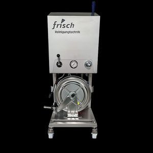 low-pressure cleaning system
