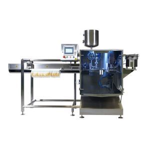 automatic filling and capping machine