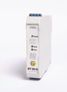 DIN rail mount temperature transmitter