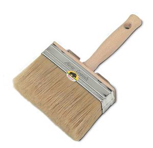 paint brush with wooden handle