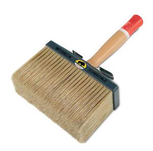 paint brush with wooden handle
