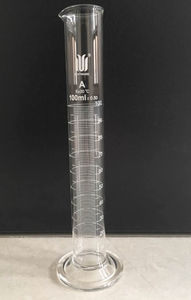graduated cylinder