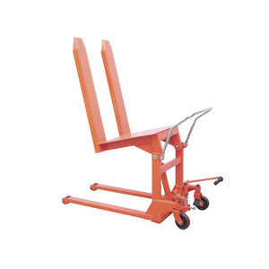 pallet truck with tilting fork