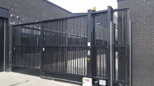 sliding gate