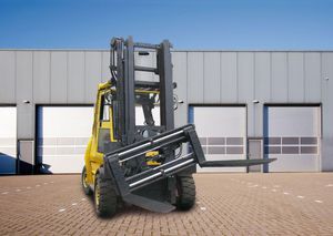 forklift truck fork positioner