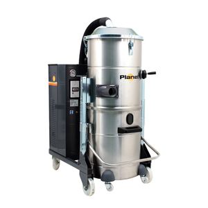 industrial vacuum cleaner 1