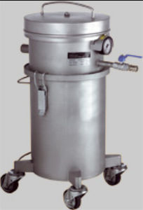 industrial vacuum cleaner