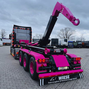 dump semi-trailer