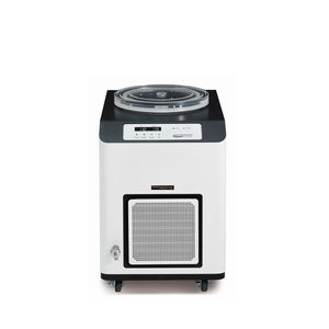 laboratory freeze dryer