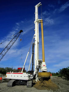 continuous flight auger (CFA) drilling rig