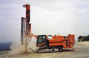 rotary drilling rig