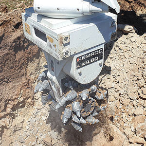 hydraulic rotator