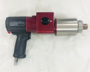pneumatic torque wrench