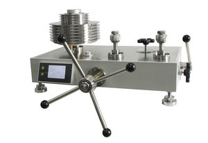 hydraulic deadweight tester 1