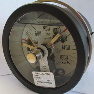 dial pressure gauge