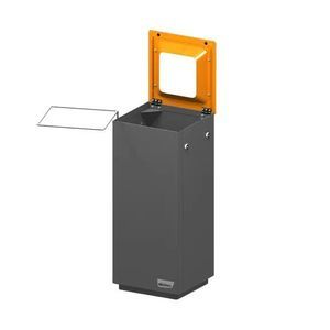 plastic waste container 1