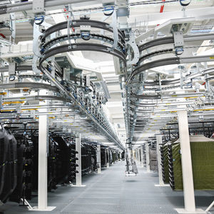 overhead conveyor