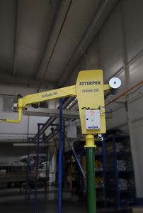 pneumatic manipulator