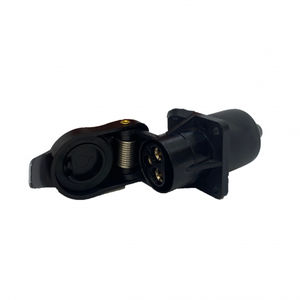 3-pole electrical socket