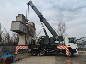 lifting truck