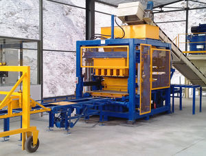 concrete block making machine