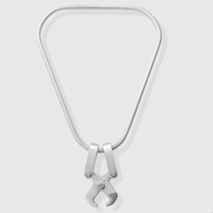 manhole cover lifter 1