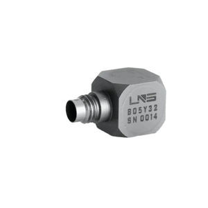 miniature accelerometer 1