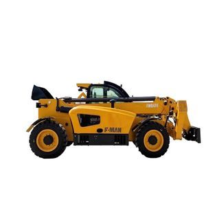 telehandler with combustion engine