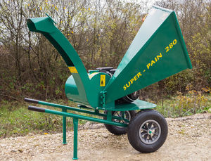 wheeled chipper shredder