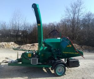 stationary wood chipper 1