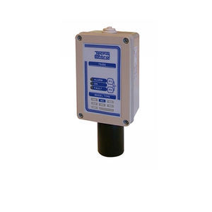catalytic combustion leak detector